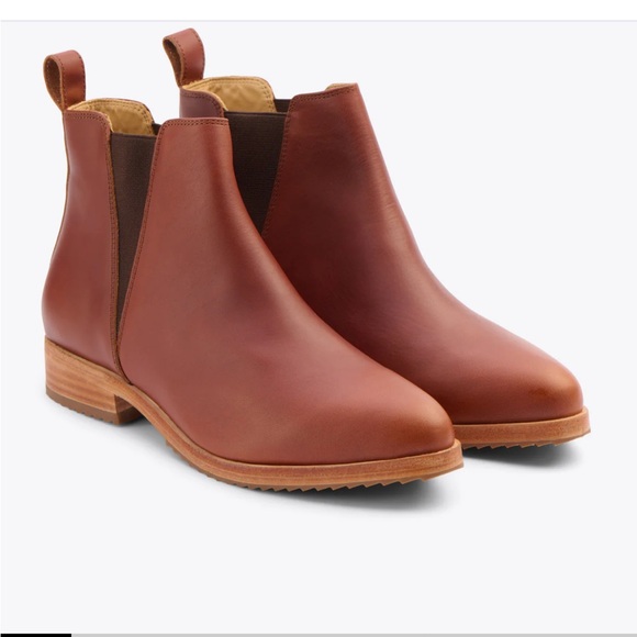 Nisolo Eva Everyday Chelsea Boot, Brandy, 9.5 - Picture 2 of 9